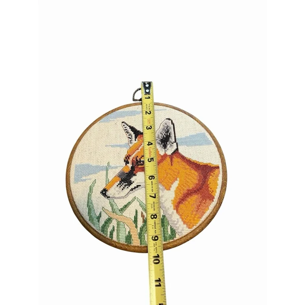 Vtg Completed Framed Red Fox Cross Stich Wall Hanging Handmade 1986 8.5” Round